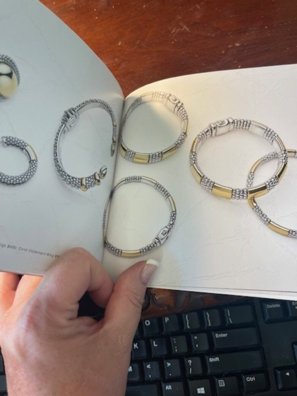 Lagos Caviar bracelet with box and card - Picture 15 of 15